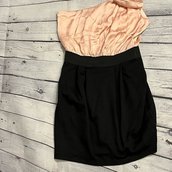 Forever 21 one shoulder dress - Picture 10 of 10